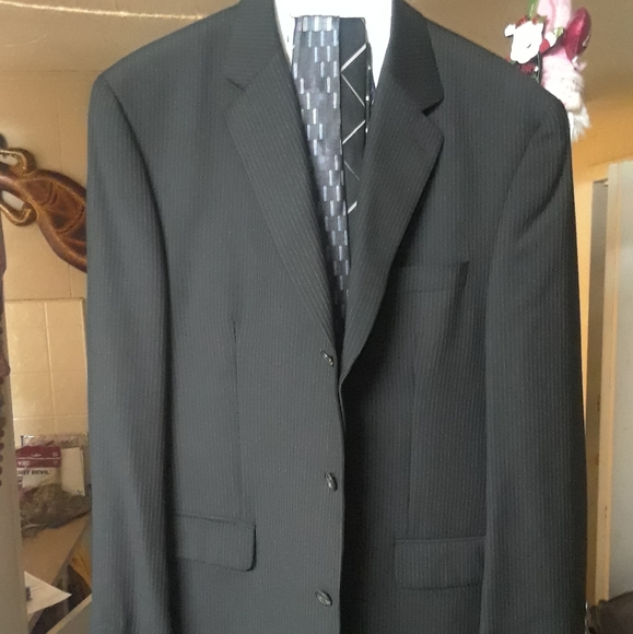 SUIT & BONUS 4 TIES!! US 42R /Jacket & 36R Pants - Picture 3 of 7
